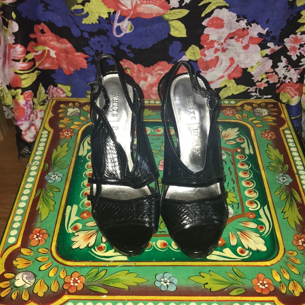 White House Black Market ‘Emeril’ heels, size 6.5